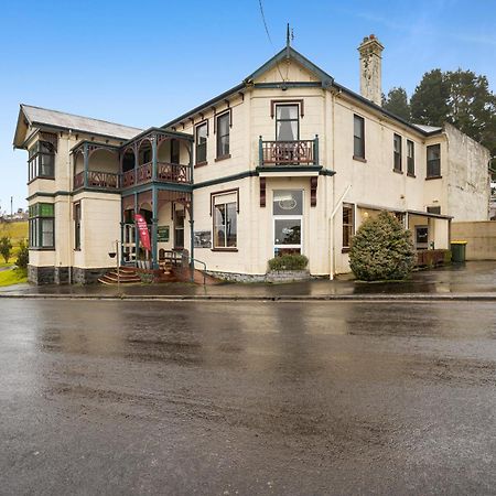 The Bischoff Hotel Waratah Exterior foto