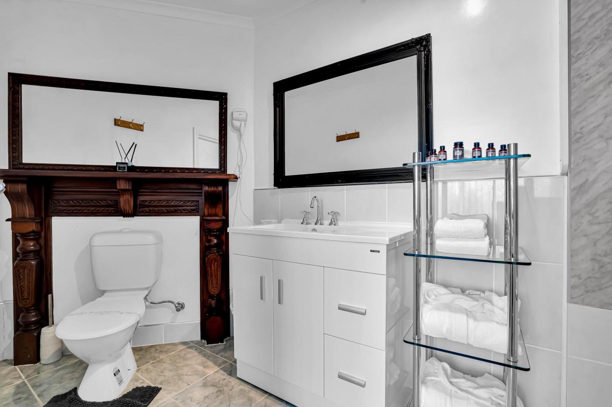 The Bischoff Hotel Waratah Zimmer foto