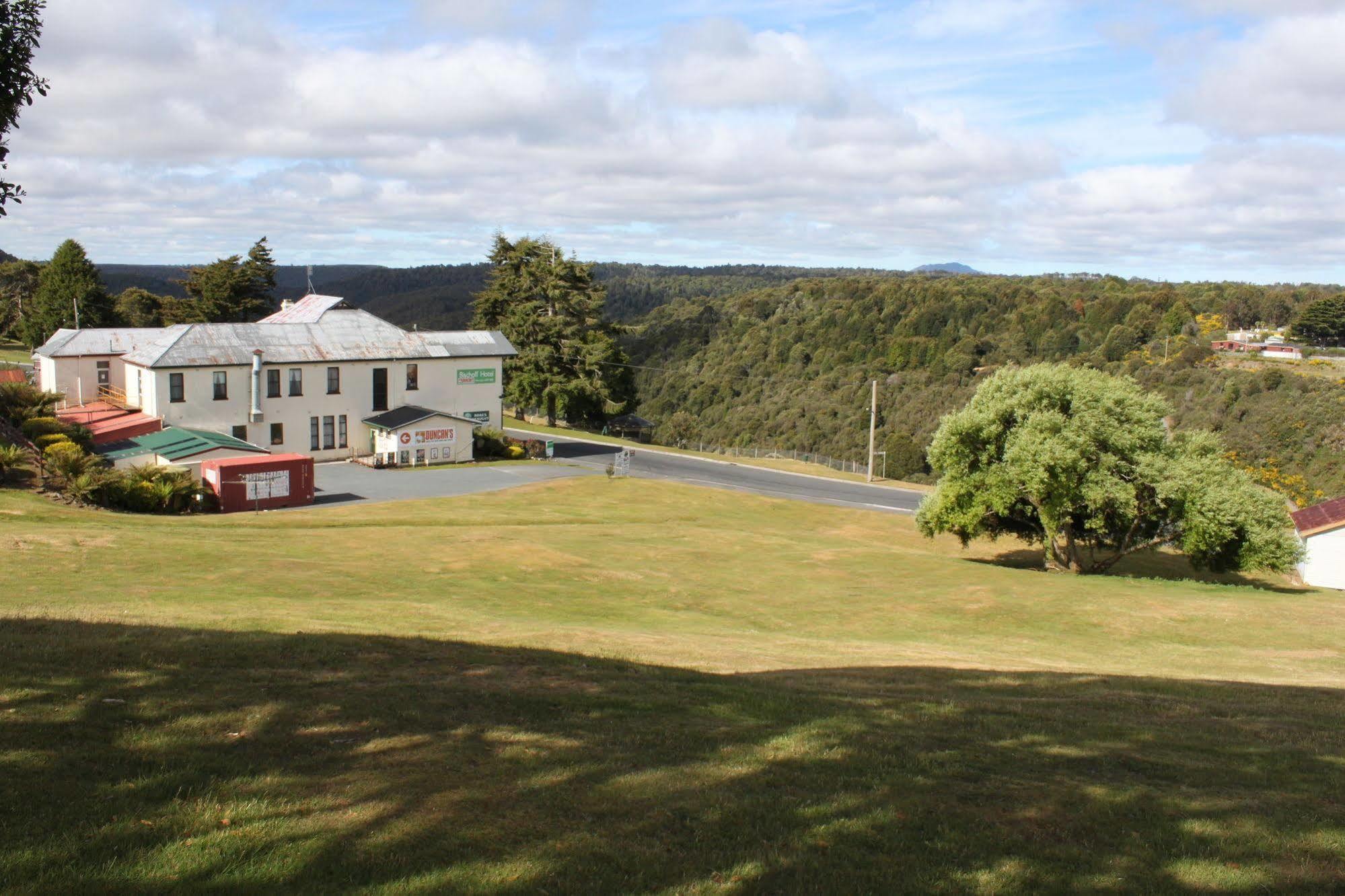 The Bischoff Hotel Waratah Exterior foto