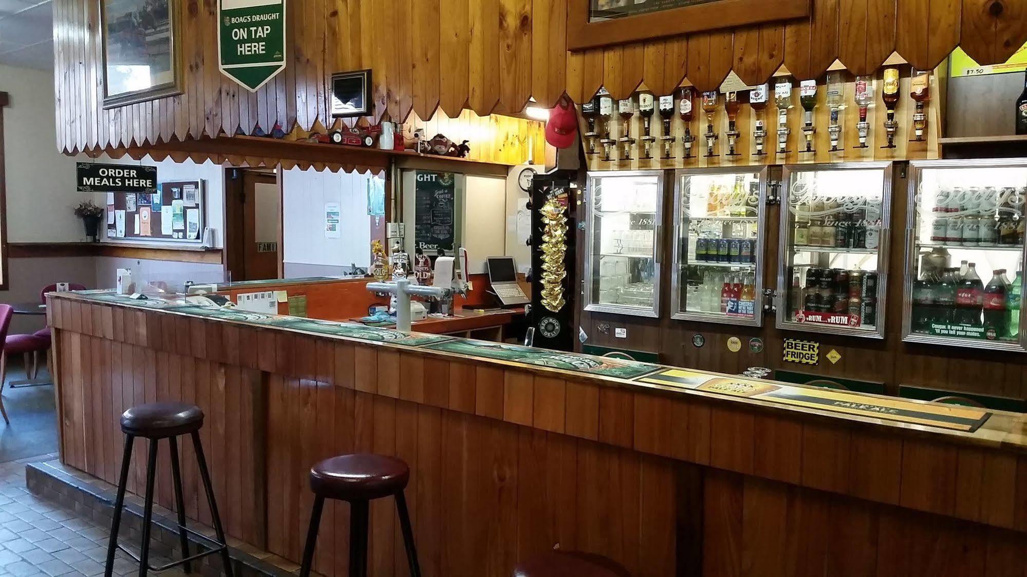 The Bischoff Hotel Waratah Exterior foto