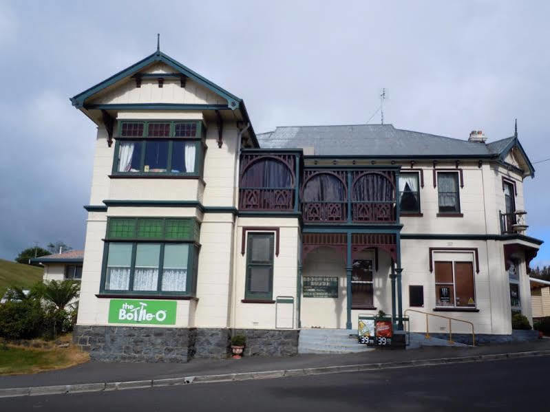 The Bischoff Hotel Waratah Exterior foto